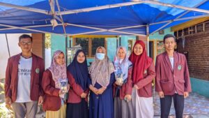 Mahasiswa KKN Universitas Yudharta Lakukan Observasi Seblak Frozen Food Desa Tanggulangin