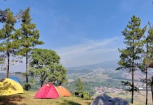 Wisata Alam Sempu Sunset Hill di Pasuruan