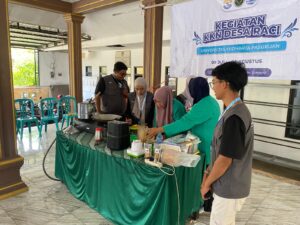 Mahasiswa KKN Kelompok 5 Universitas Yudharta Pasuruan Gelar Pelatihan Pembuatan “NagUy (Nugget Udang Yudharta)” dan “KaldUy (Kaldu Udang Yudharta)” di Desa Raci