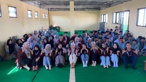 Mahasiswa KKN Kelompok 16 Desa Bocek Gelar Edukasi Literasi Digital Bahaya NAPZA di MTs Al Ma’arif